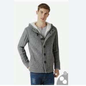 Men's Gray Hooded Sweater